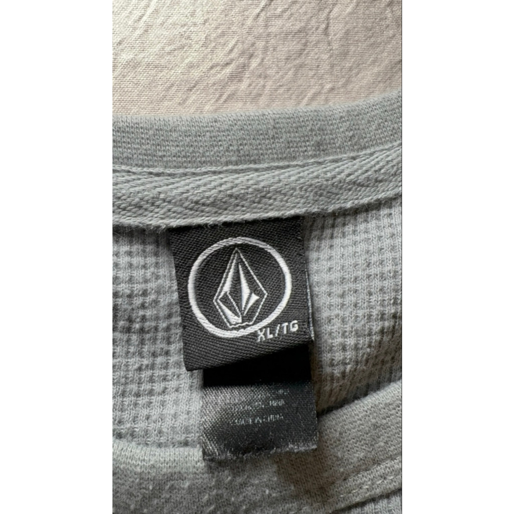 Men's‎ Volcom Light Gray Waffle Knit Long Sleeve Tee XL - Picture 3 of 5